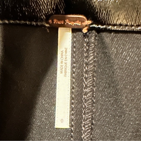 Free People Holding onto a Dream Coated Glossy Faux Leather Mini Skirt Black 0 - Picture 10 of 10